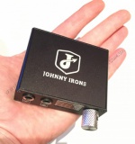 JOHNY IRONS.МІНІ-Блок,цифровий-імпульсний.18V-2A.65х80х25 мм.</p>